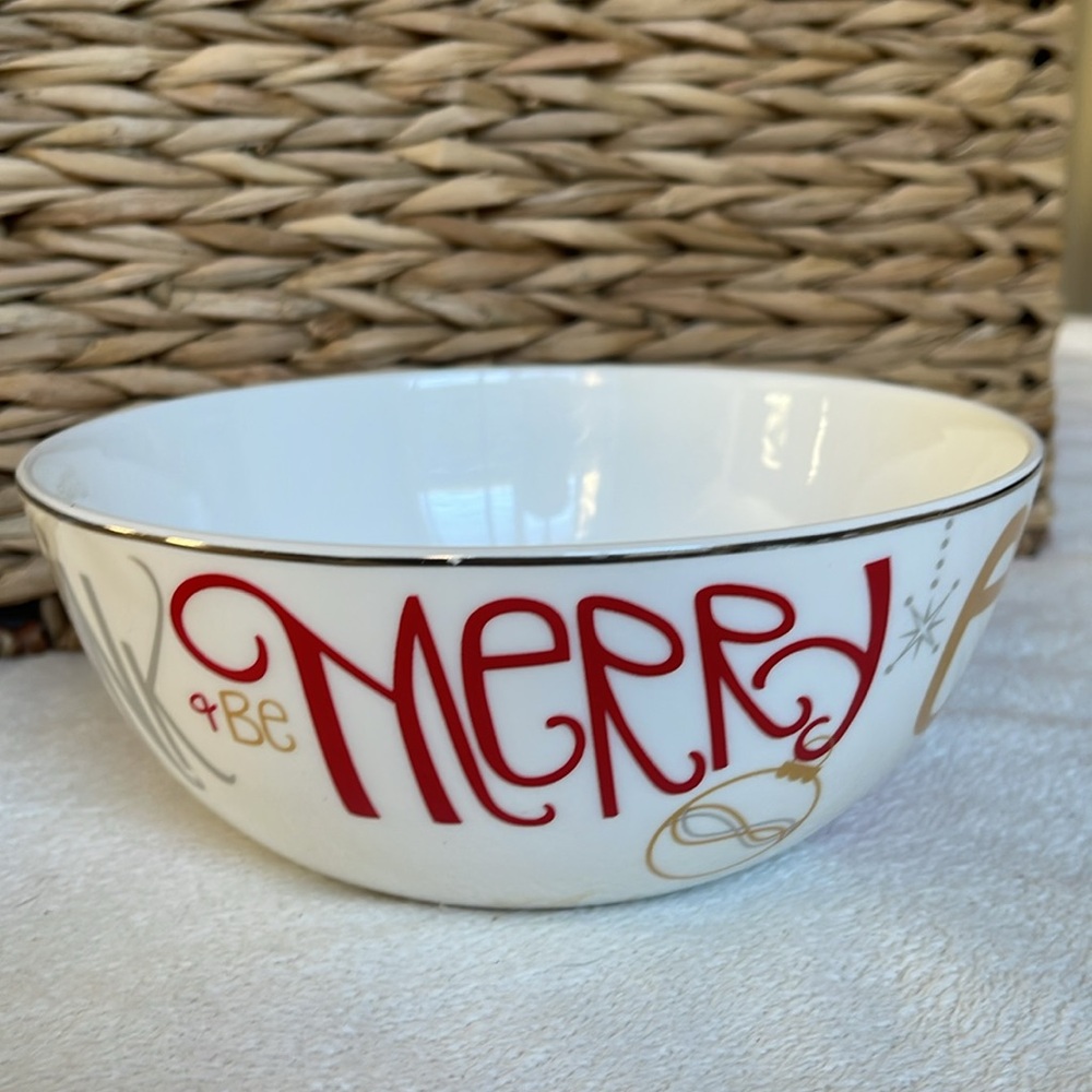 Lenox Eat Drink & Be Merry 7” Bowl White Red Gold & Silver 7” Serving Bowl